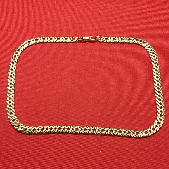 Gold Plate Curb Link Chain Necklace - Picture 2 of 10